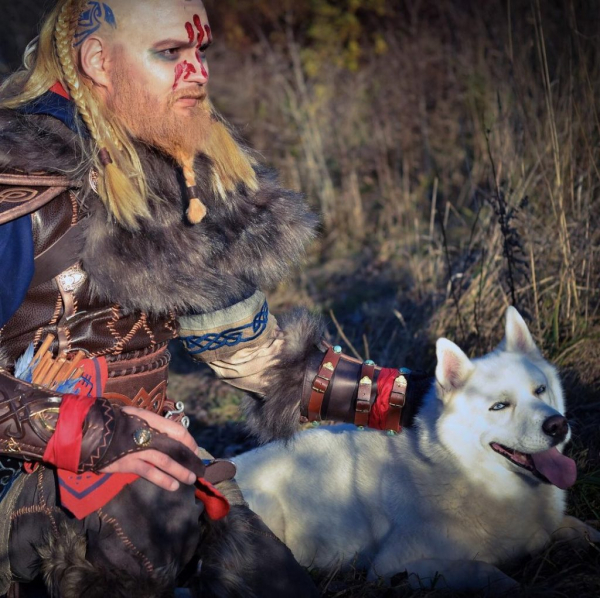 Лучший косплей мужской версии Эйвора