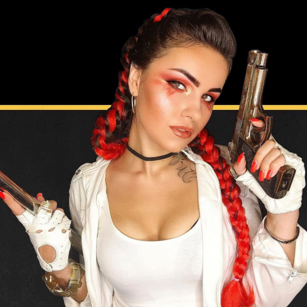 Лучший косплей Лобы из Apex Legends