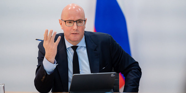 Чернышенко пообщался с участниками Фиджитал‑игр и провел совещание по развитию фиджитал‑движения